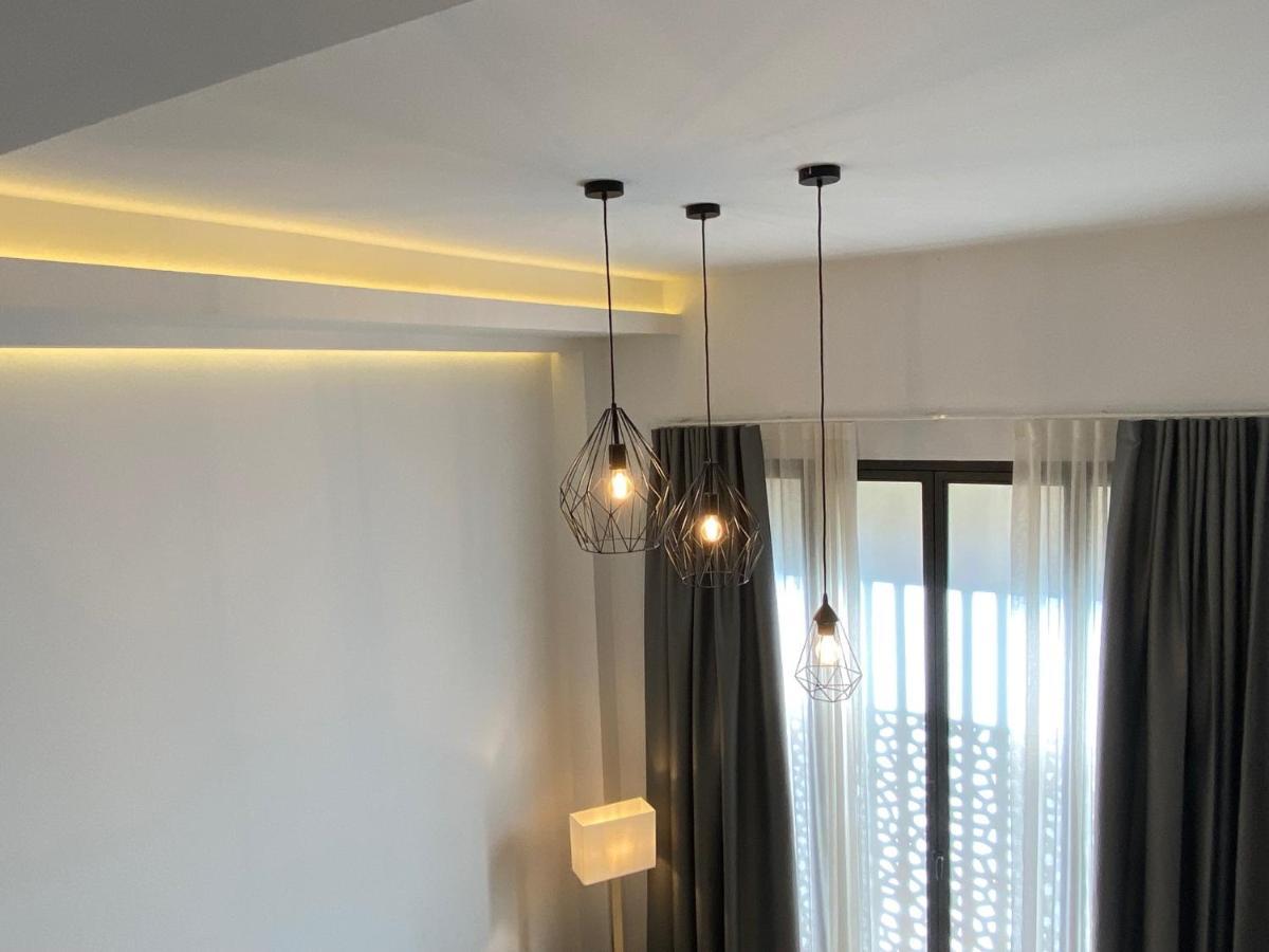 شقة Loft Laura Nervion إشبيلية المظهر الخارجي الصورة